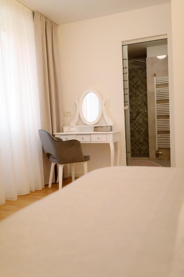 Rosita Deluxe Rooms Задар Екстер'єр фото